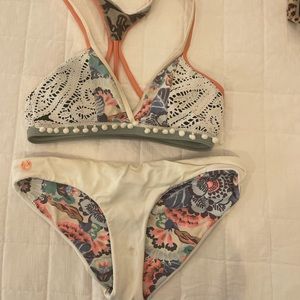 Reversible Maaji Bathingsuit! Mixed print